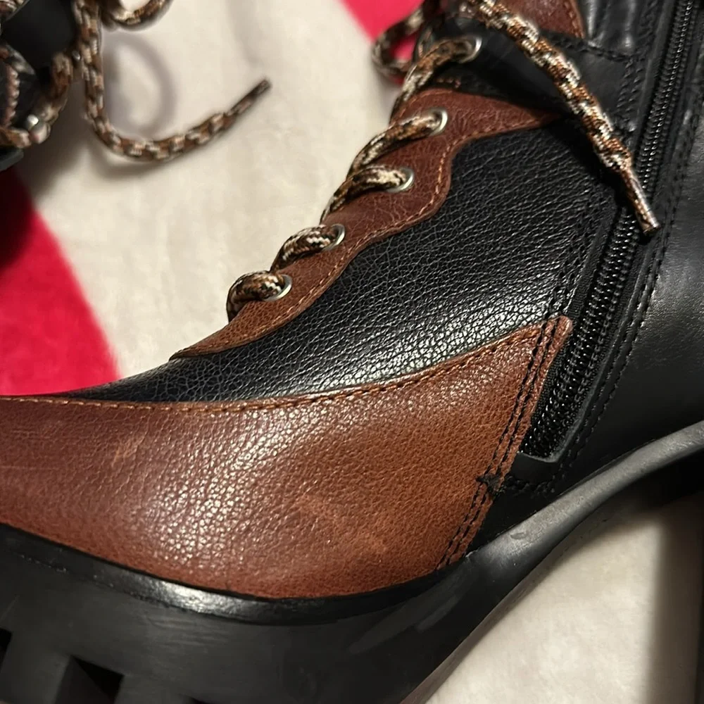NEW Antonio Melani Penn Leather And Fabric Lug Sole Booties